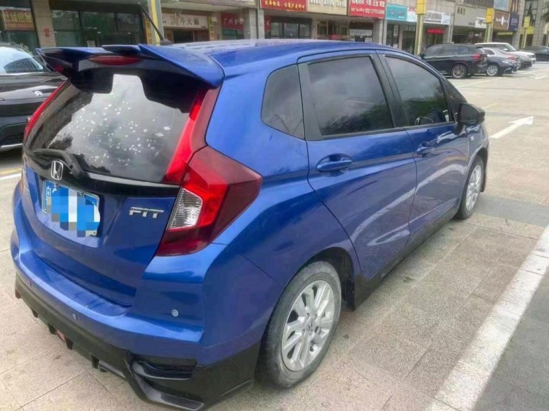 东莞19年本田飞度8