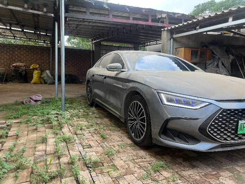 保定23年比亚迪汉7