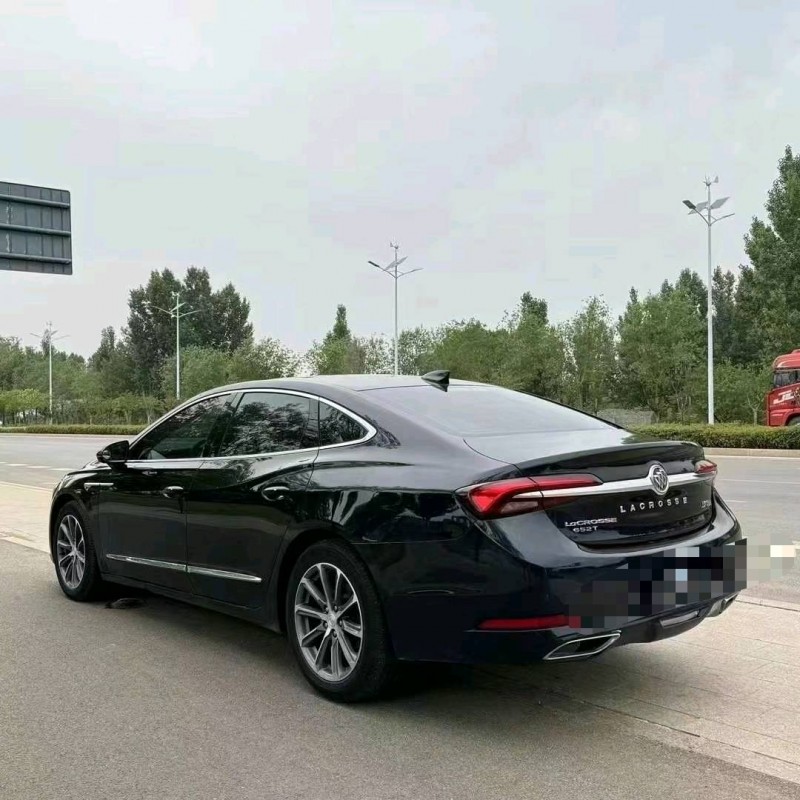 枣庄21年别克君越8