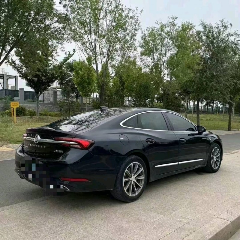 枣庄21年别克君越9