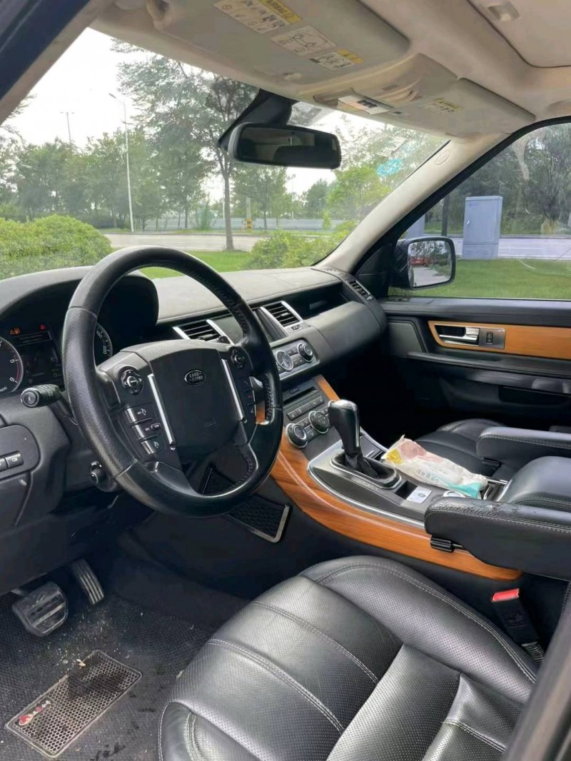 徐州11年路虎揽胜运动8