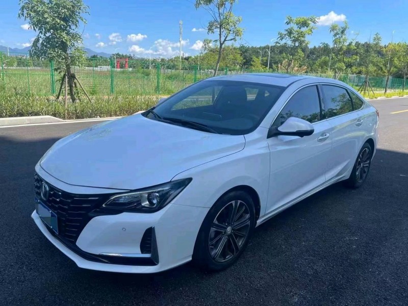 廈門22年長安汽車CC2