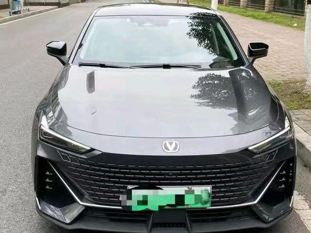 廈門23年長安汽車UNI-V1