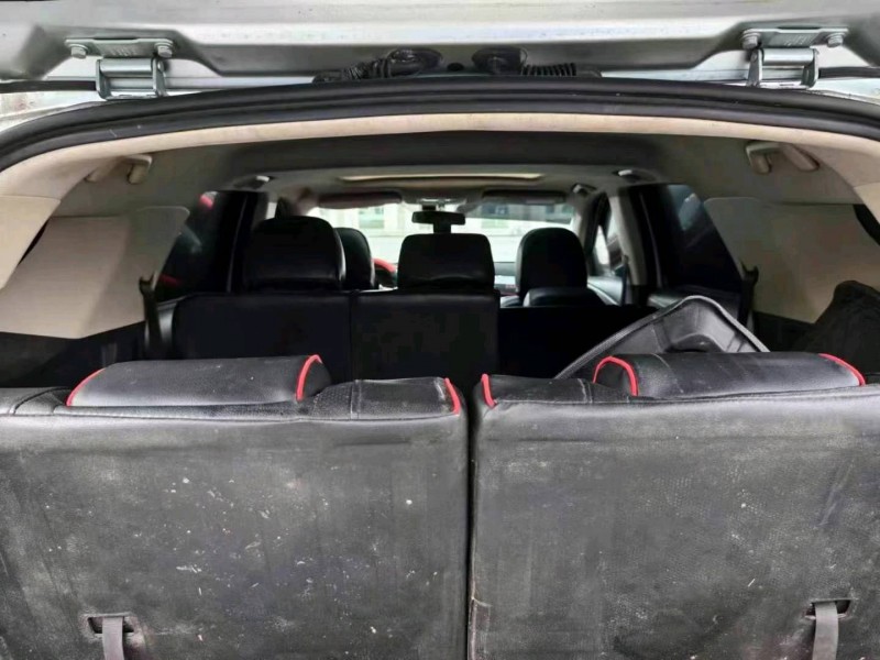 成都19年东风风光6