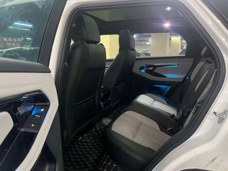 徐州21年路虎极光3