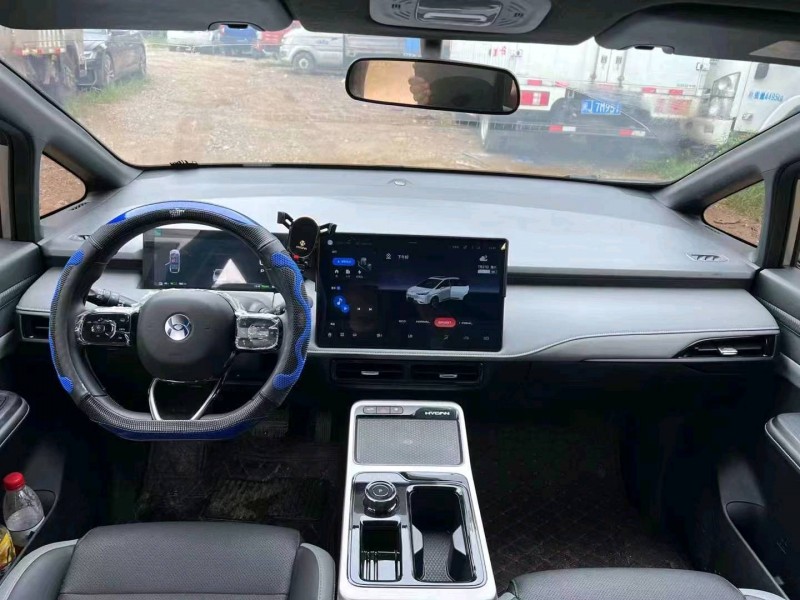 廣州24年合創汽車Z035
