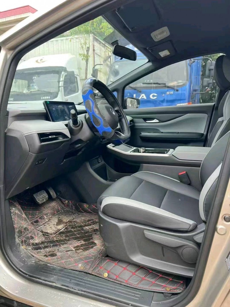 廣州24年合創汽車Z036