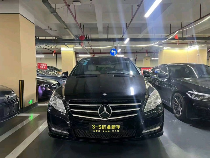 广州12年奔驰R1