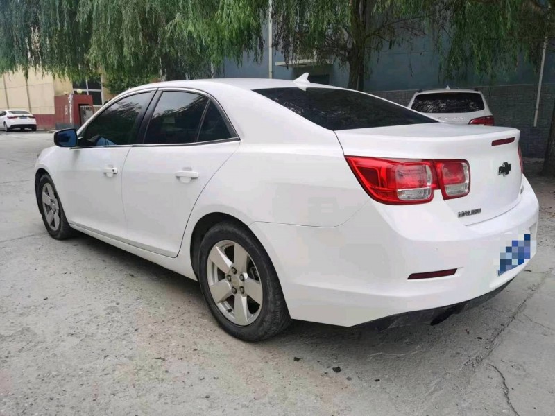 保定12年雪佛兰迈锐宝4