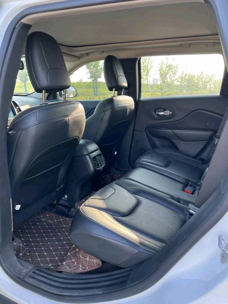 徐州18年Jeep自由光5