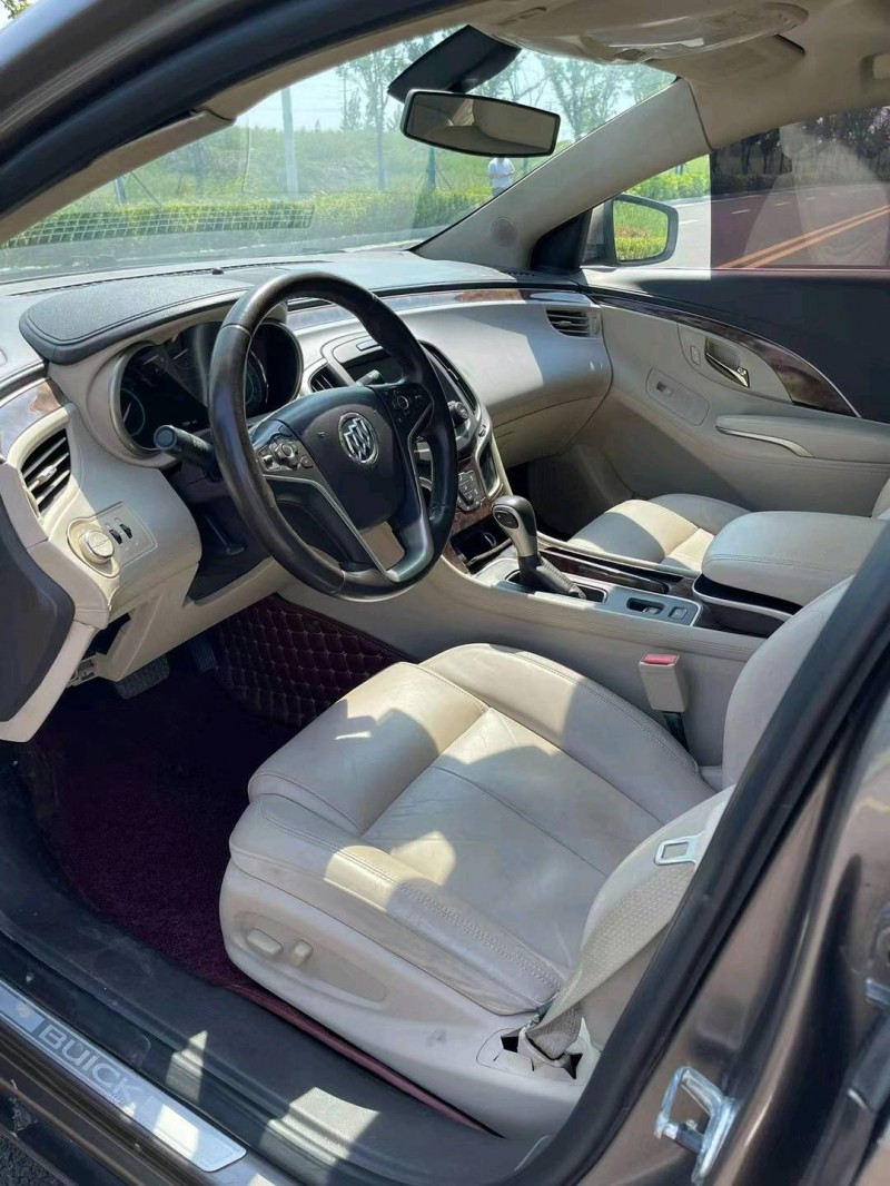 徐州16年别克君越6