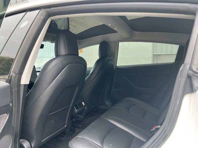 鹽城22年特斯拉MODEL 34