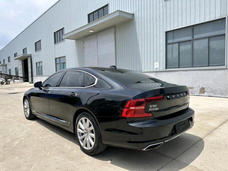 盐城20年沃尔沃S909