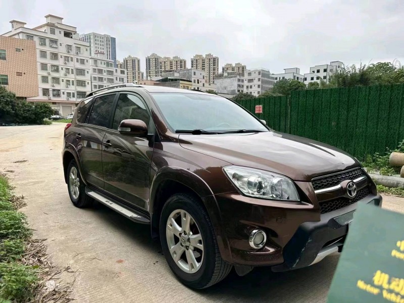 深圳12年丰田RAV4荣放5