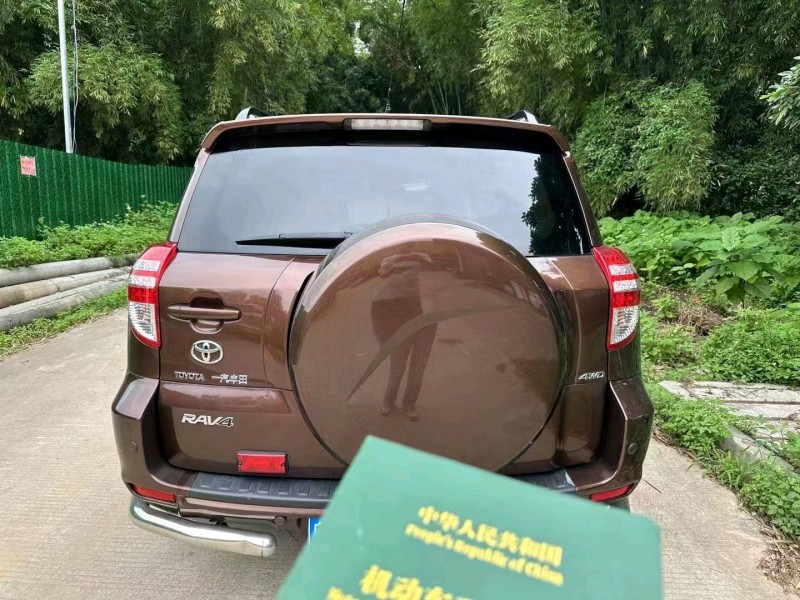 深圳12年丰田RAV4荣放6