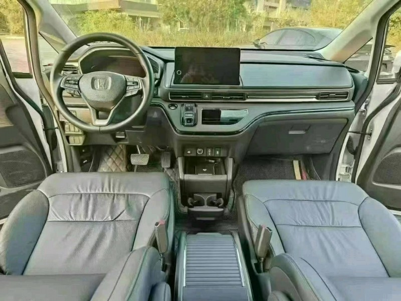东莞23年本田艾力绅5