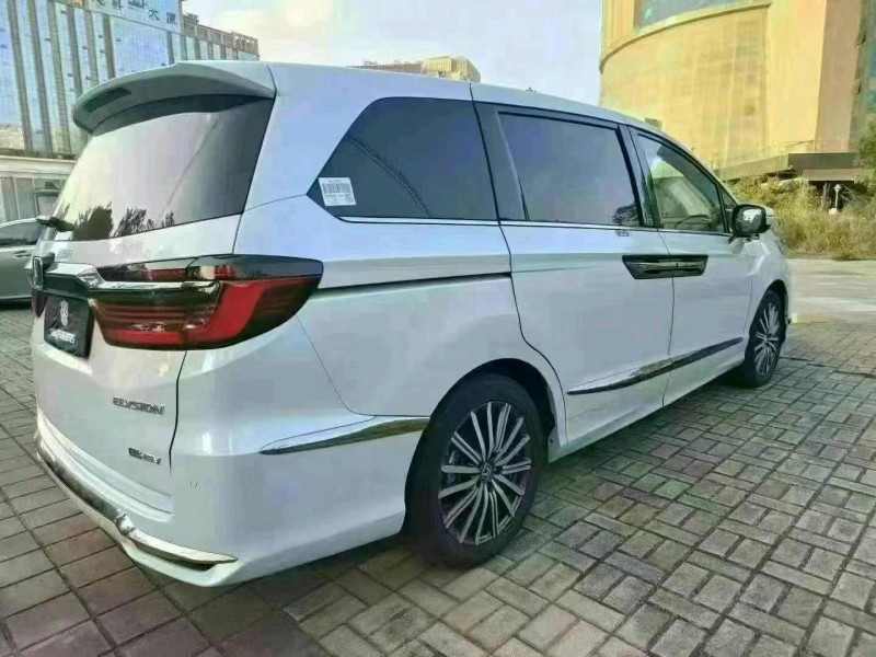 东莞23年本田艾力绅7