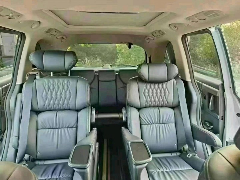 东莞23年本田艾力绅9