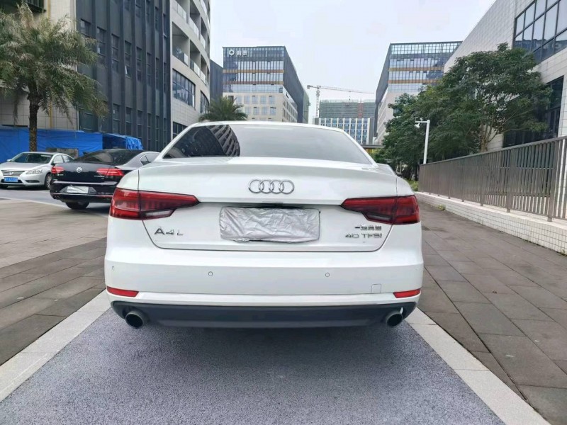 东莞17年奥迪A4L7