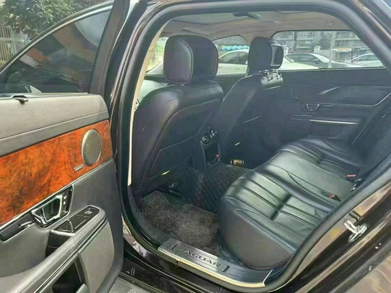 珠海15年捷豹XJL4