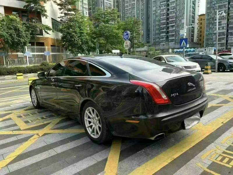 珠海15年捷豹XJL6