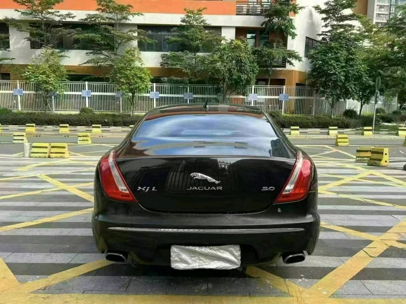 珠海15年捷豹XJL9
