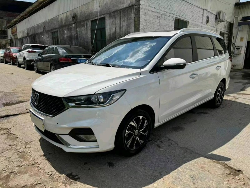 廣州19年寶駿3603
