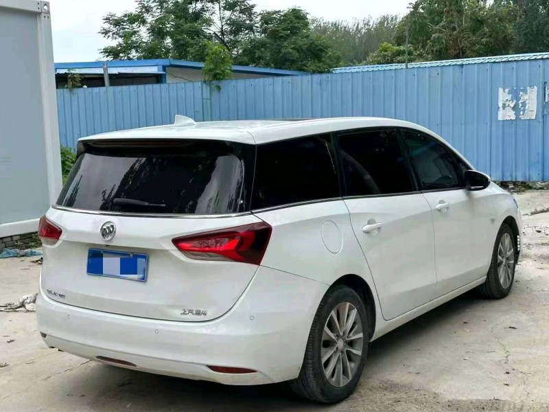 烟台21年别克GL64