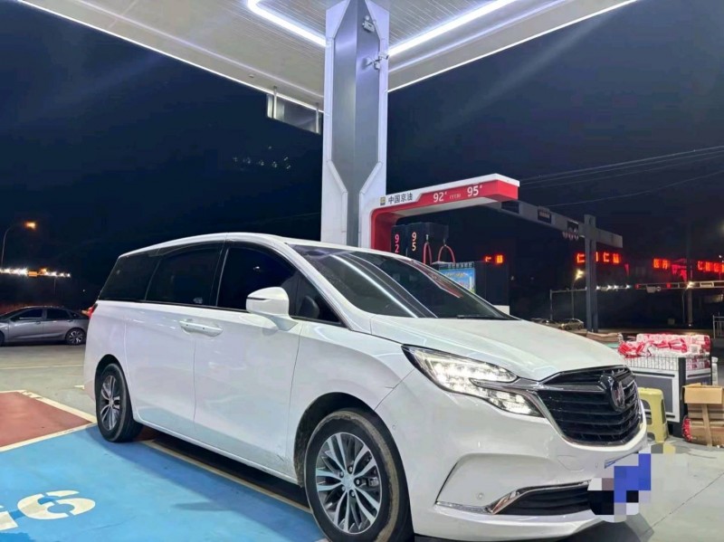 潍坊22年别克GL82