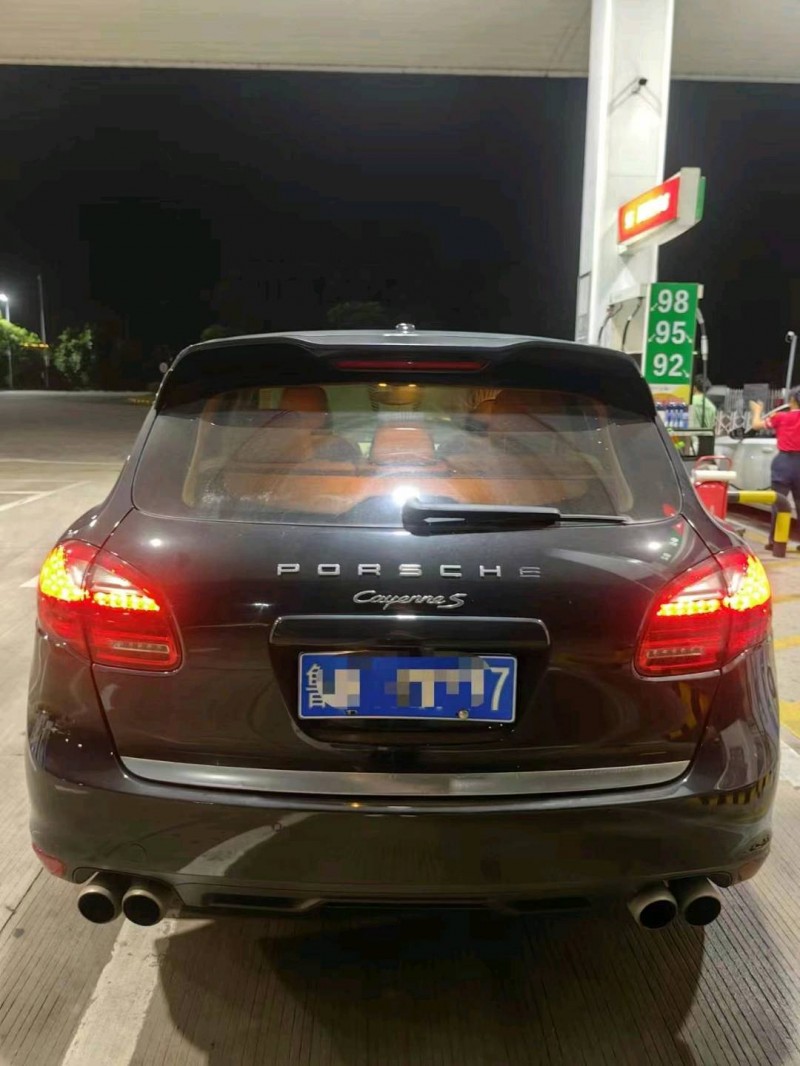聊城14年保时捷卡宴7