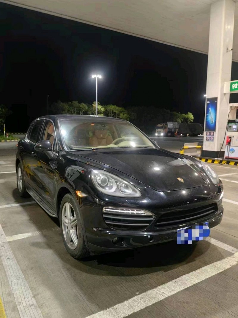 聊城14年保时捷卡宴8