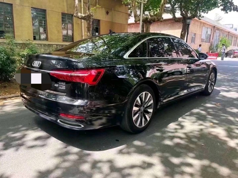 德州19年奧迪A6L6