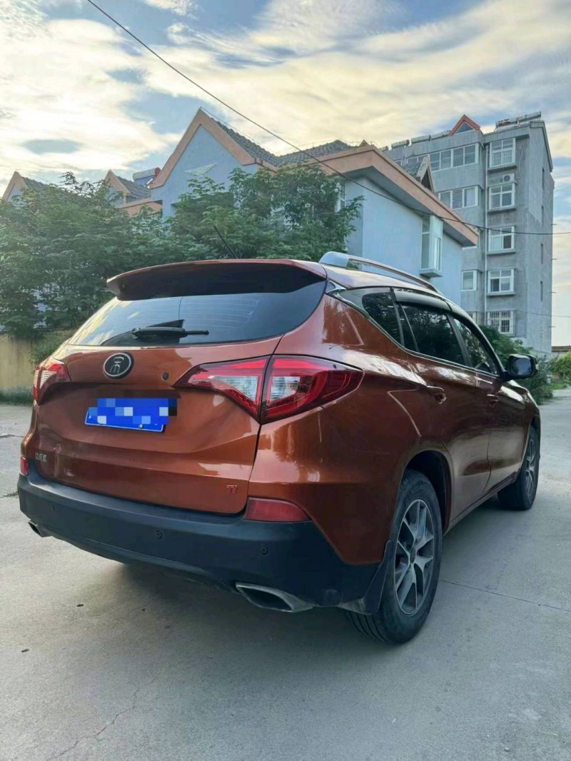 潍坊17年比亚迪宋2