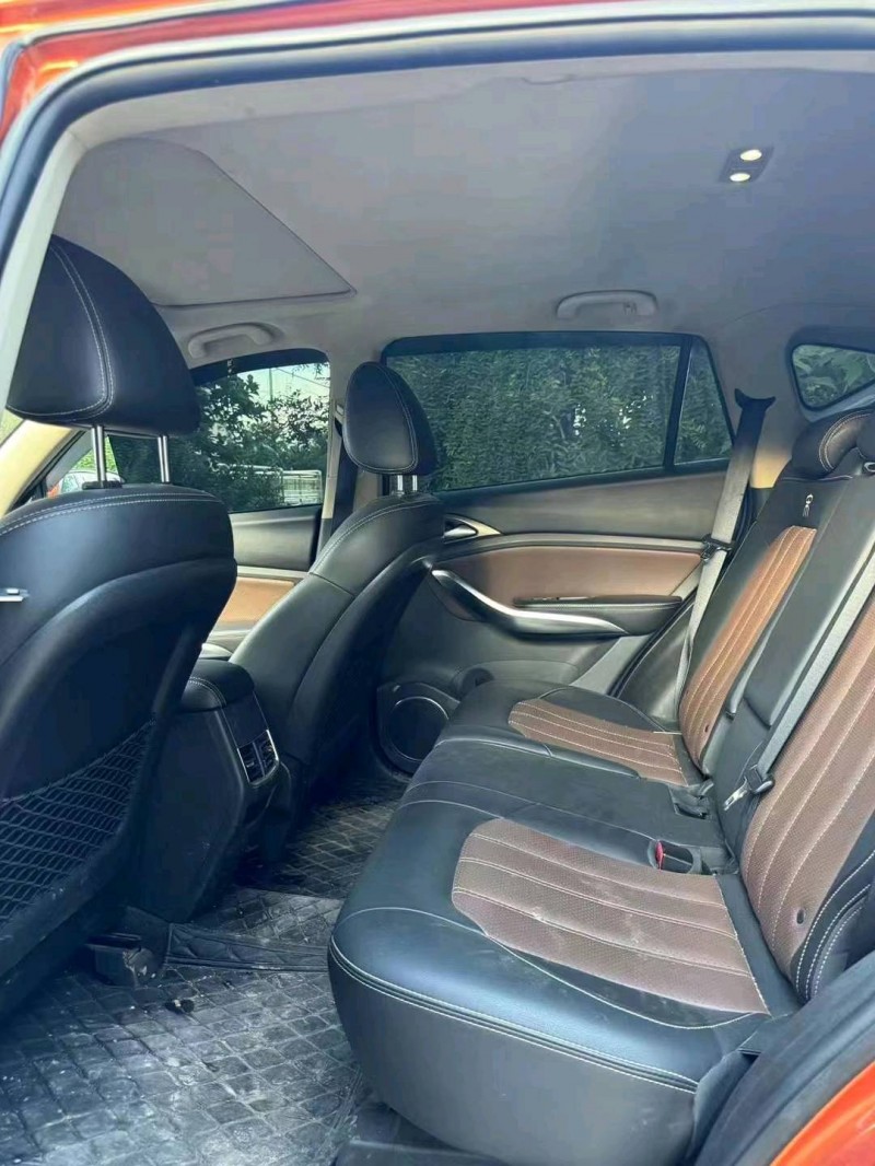 潍坊17年比亚迪宋4