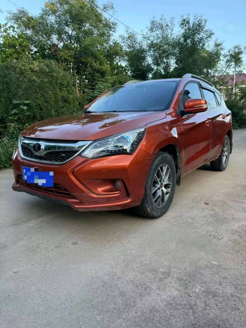 潍坊17年比亚迪宋6