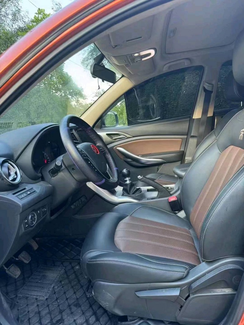 潍坊17年比亚迪宋7