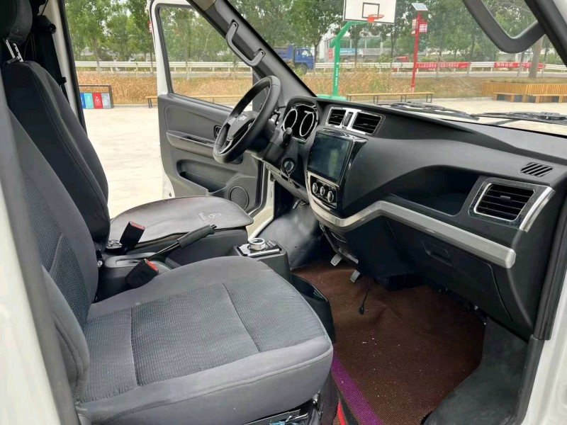 徐州23年福田时代EV65