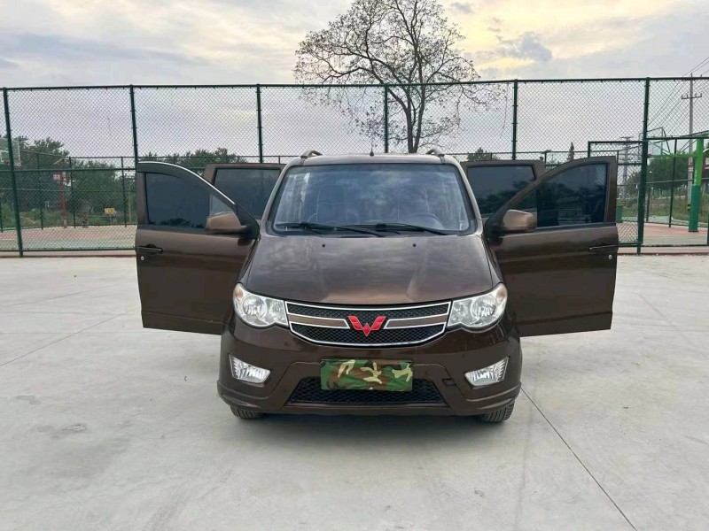 徐州18年五菱汽車宏光8