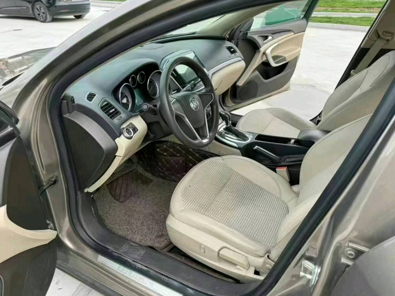 徐州17年别克君威3