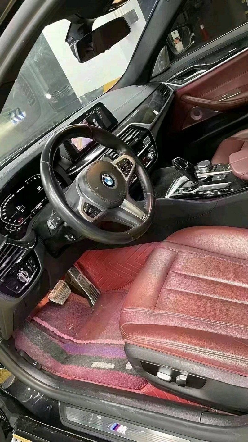 成都20年宝马5系4