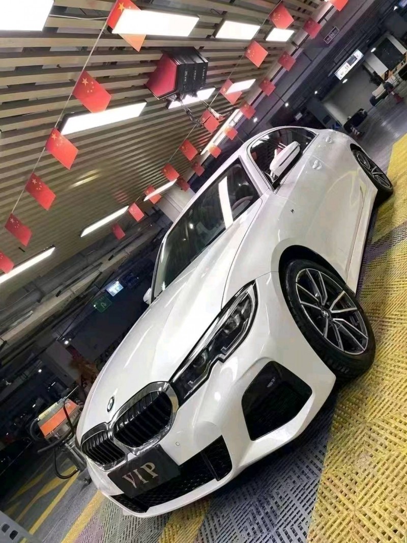 成都22年宝马3系2