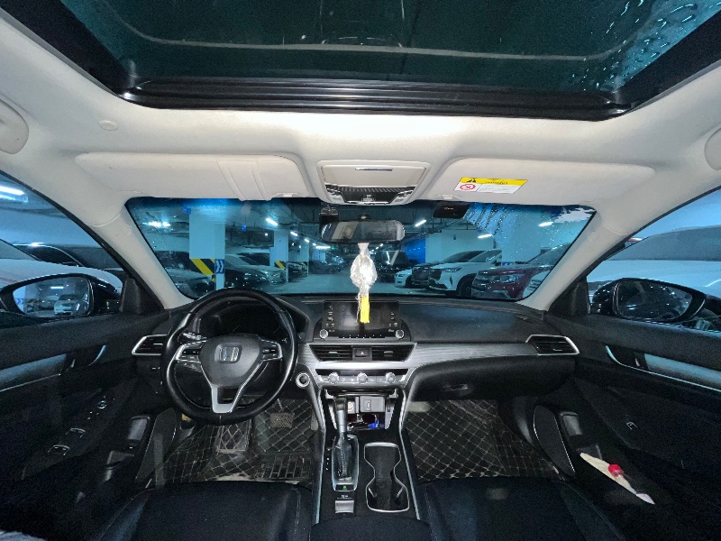 成都20年本田雅阁5