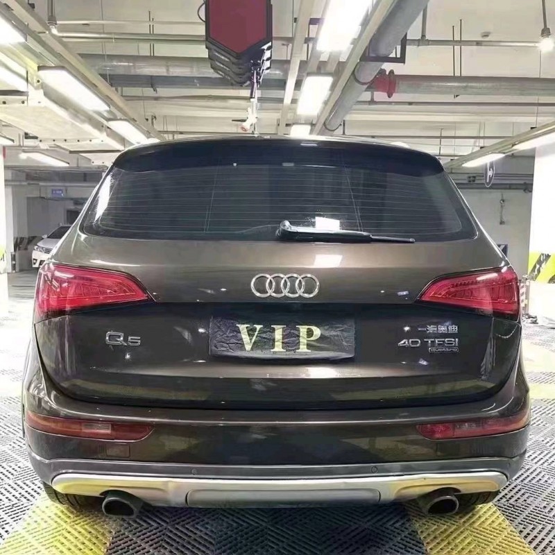 成都18年奥迪Q54