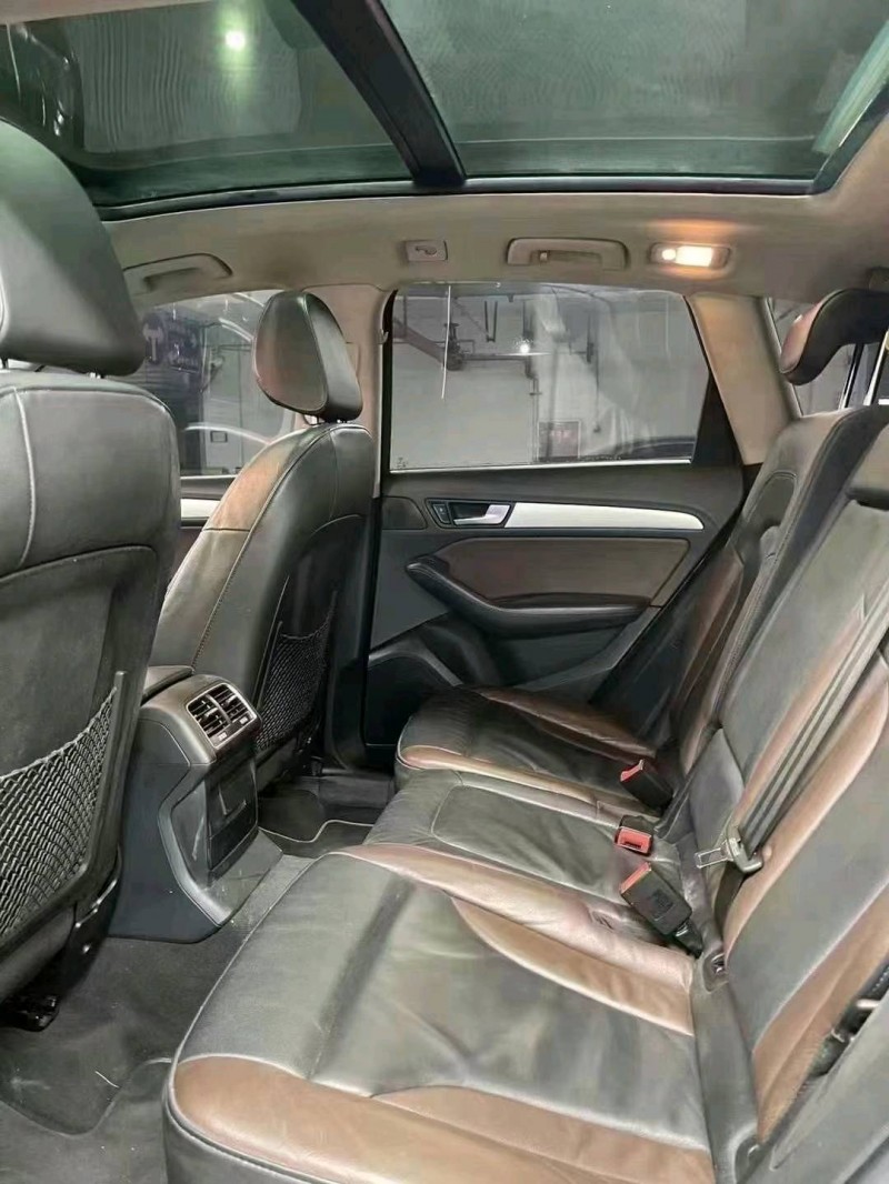 成都18年奥迪Q57