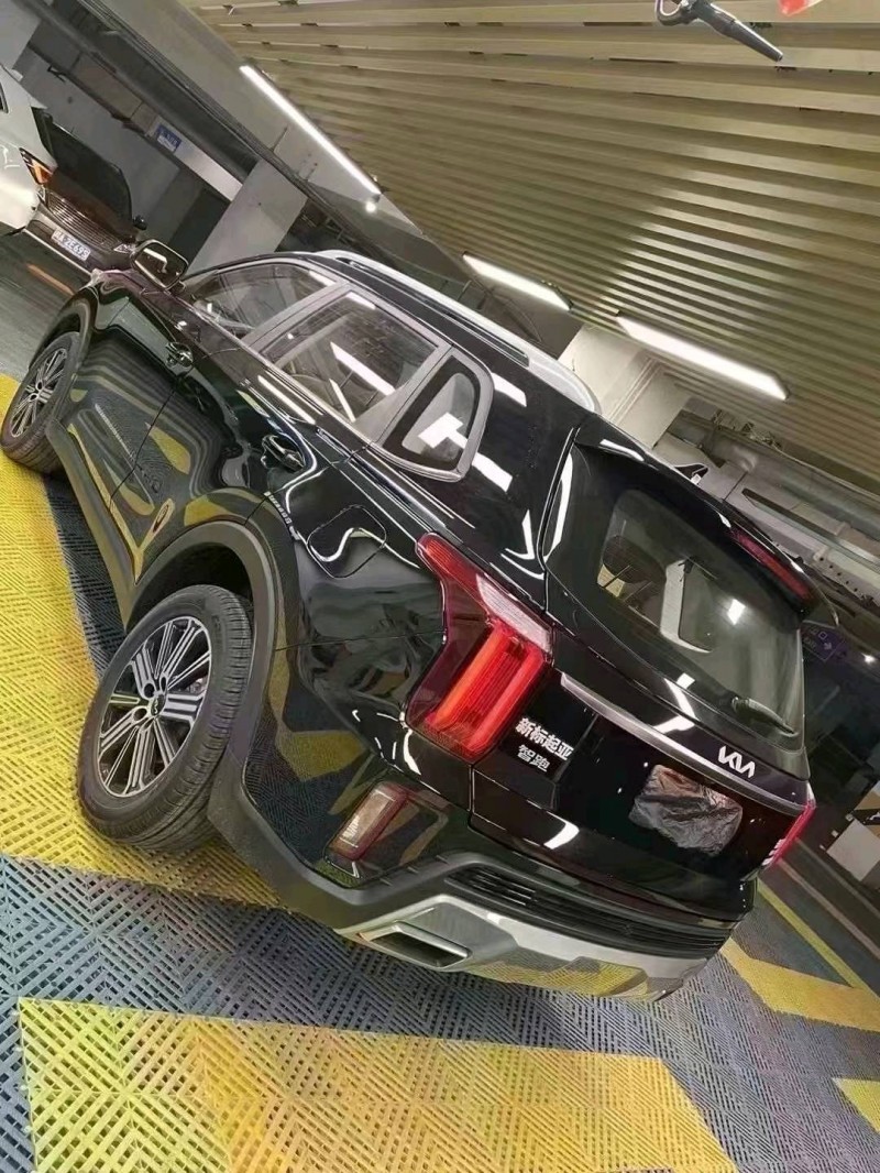 成都23年起亚智跑6