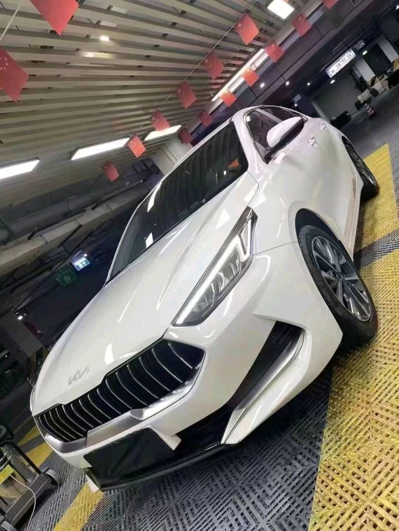 成都23年起亚K32