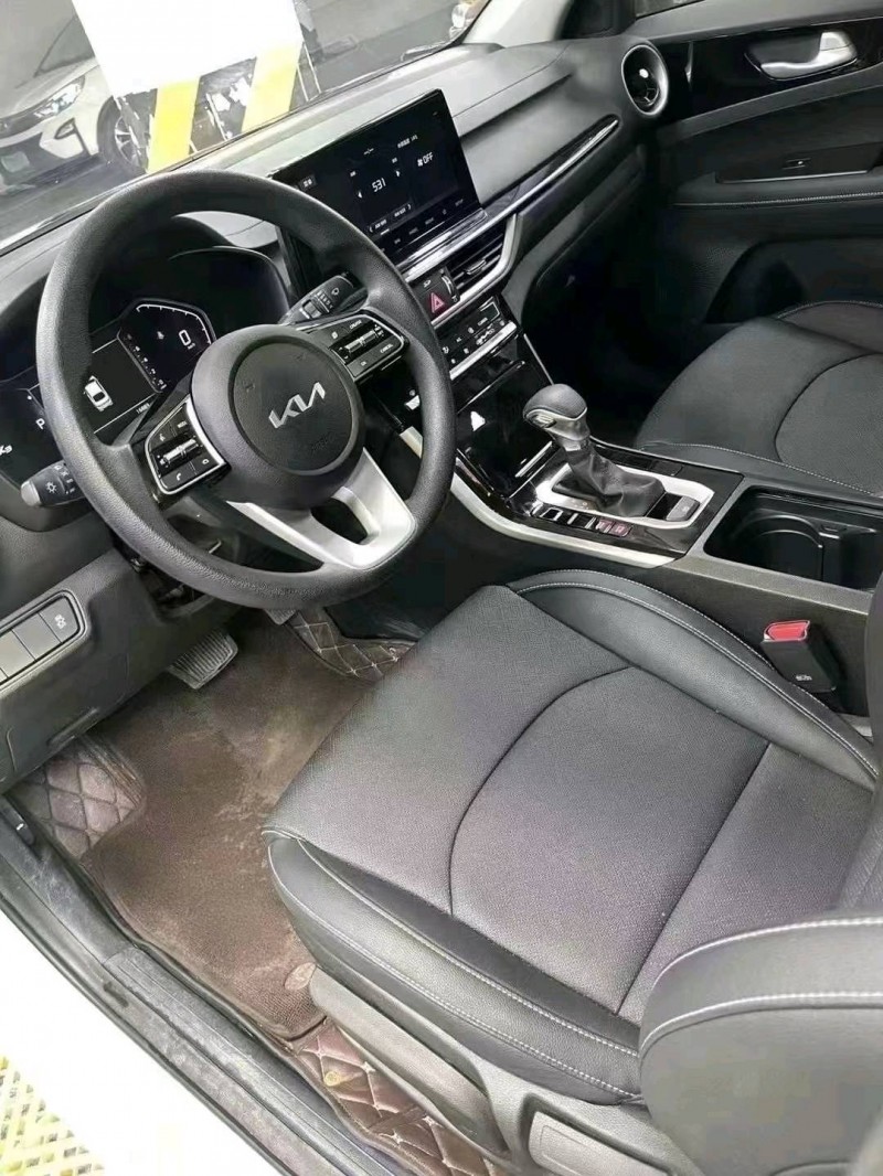 成都23年起亚K35