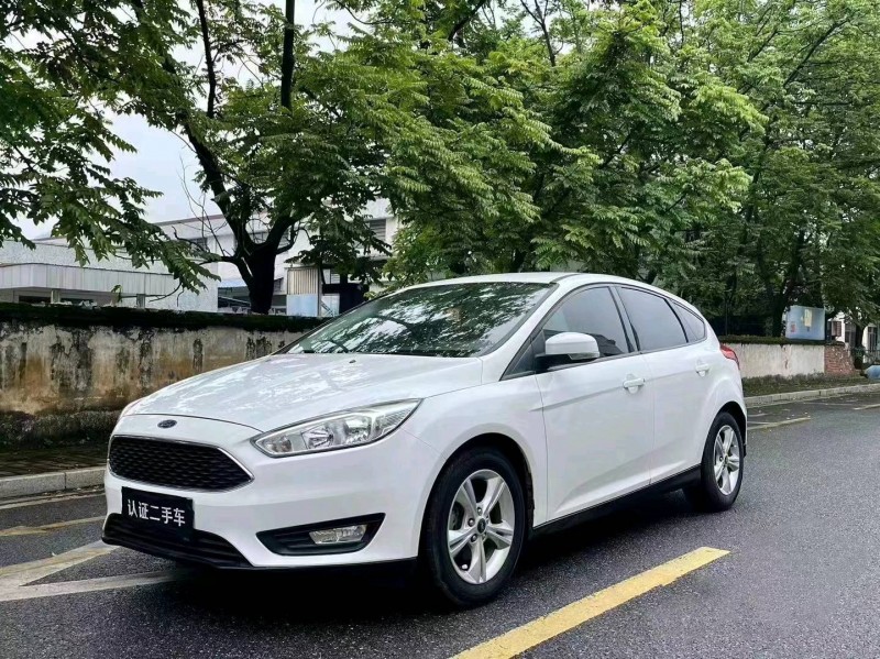 枣庄16年福特福克斯2