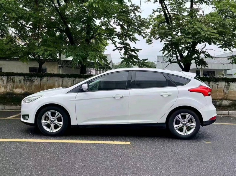 枣庄16年福特福克斯3