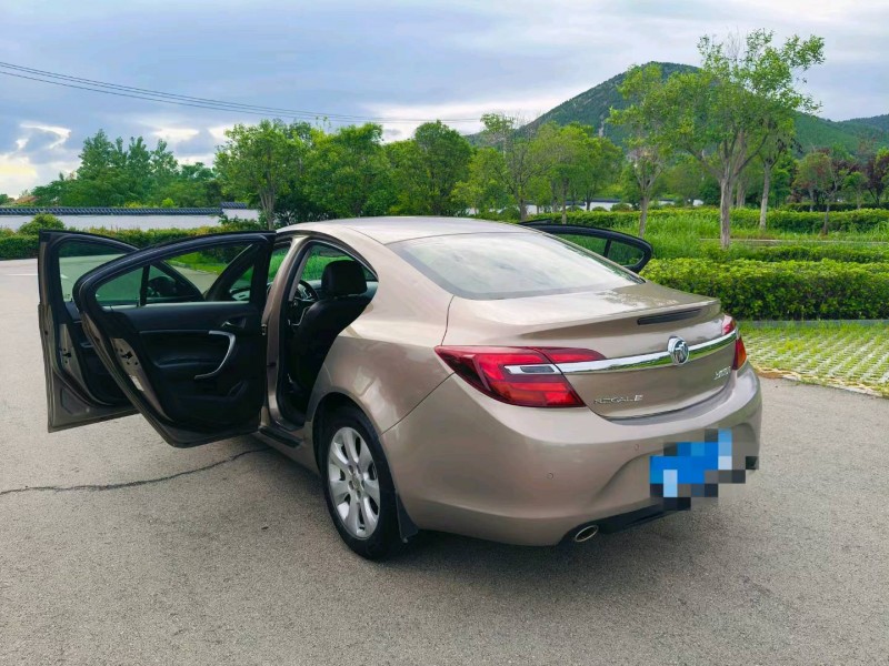 徐州15年别克君威4